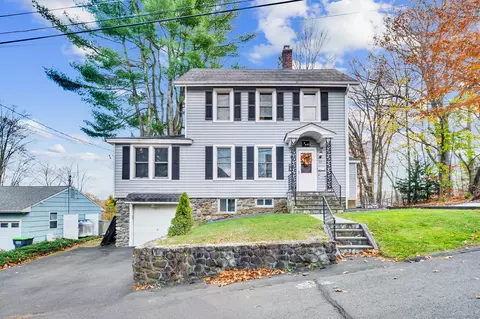 39 Manila St, Watertown, CT 06779