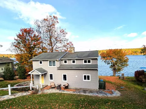 54 Avery Shrs, Coventry, CT 06238