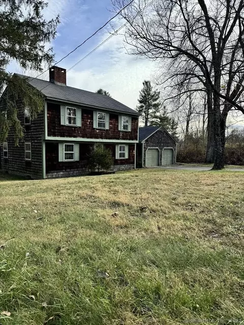 4 Highland Ln, North Canaan, CT 06018
