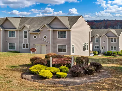 64 Scotch Cap Rd #114, Quaker Hill, CT 06375