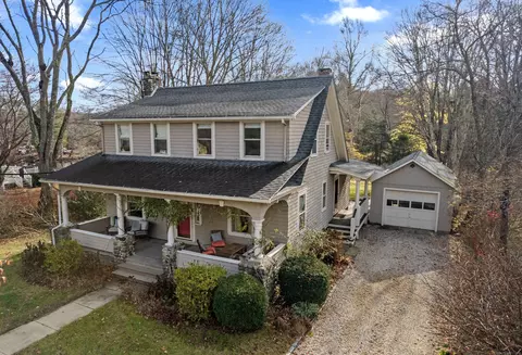67 W Main St, Chester, CT 06412