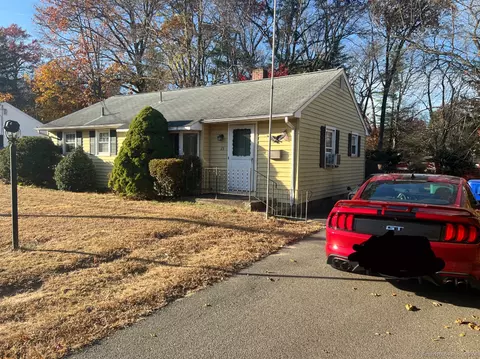 25 Beatrice Ave, Bloomfield, CT 06002
