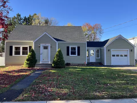 123 Simpson Ave, Wallingford, CT 06492