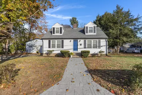 281 Church St, Guilford, CT 06437
