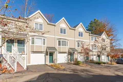 2838 Whitney Ave #4, Hamden, CT 06518
