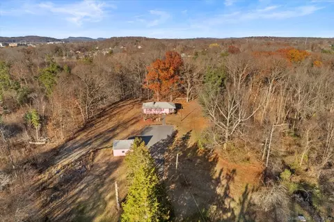 97 Scrub Oak Rd, Wallingford, CT 06492