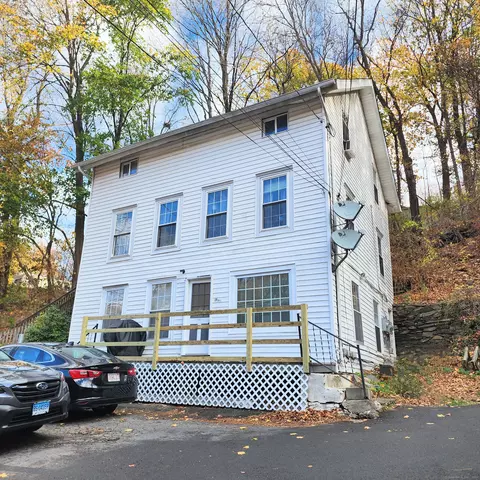 85 Vernon Ave, Vernon, CT 06066