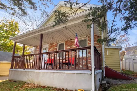 120 Scott St, Naugatuck, CT 06770