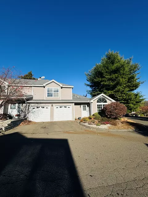 96 Jones Hill Rd #C4, West Haven, CT 06516