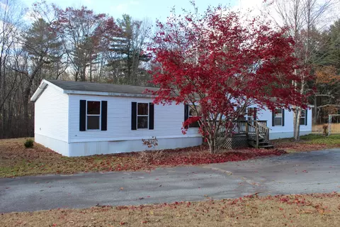 472 Hope Valley Rd, Amston, CT 06231