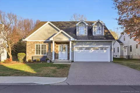 25 Adenas Walk #25, Glastonbury, CT 06033