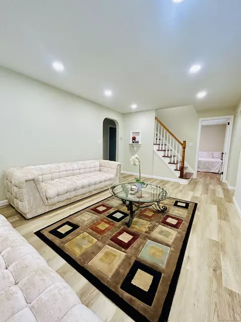 299 Goodwin St, East Hartford, CT 06108