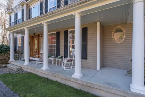 50 Talmadge Rd, Hamden, CT 06518