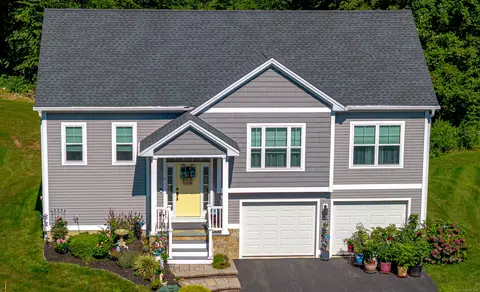 4 Liberty Ln #4, Wolcott, CT 06716