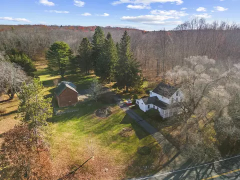 42 Young St, East Hampton, CT 06424