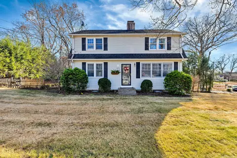 372 Griswold St, Glastonbury, CT 06033