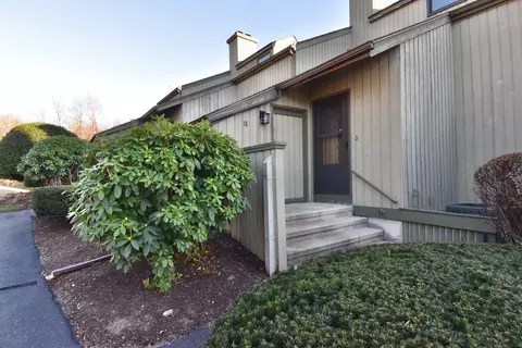 380 Old Waterbury Rd #18, Southbury, CT 06488