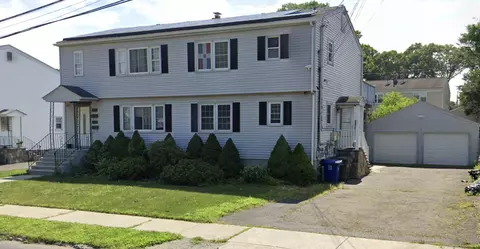 285 Bartlett St, Bridgeport, CT 06606