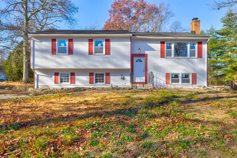 21 Obara Dr, Windham, CT 06280 photo 1