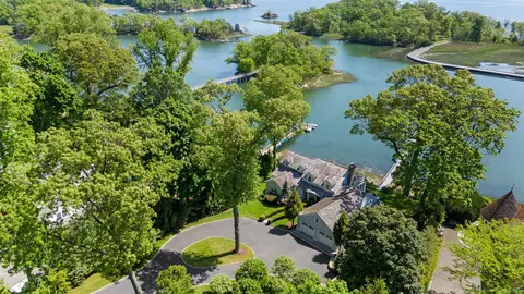 131 Long Neck Point Rd, Darien, CT 06820