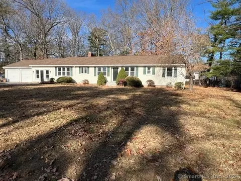 235 Burnham St, Manchester, CT 06042