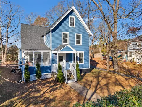 112 Orchard St, Norwich, CT 06360