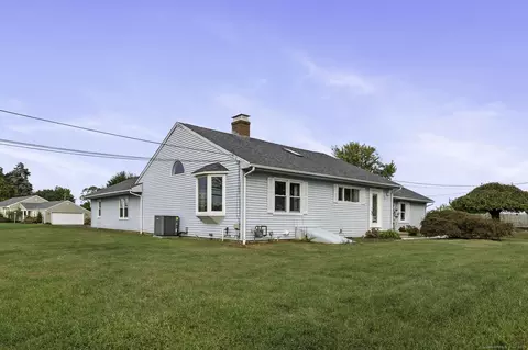 59 Valley View Dr, Rocky Hill, CT 06067