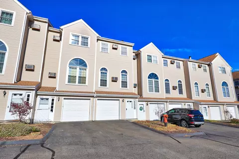 350 Bristol St #D5, Waterbury, CT 06708