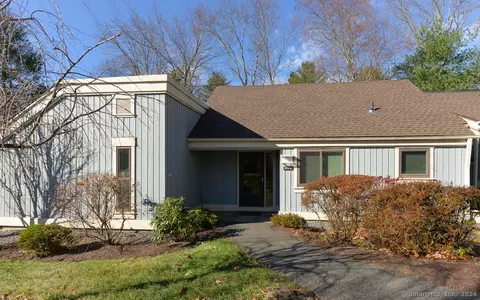 959 Heritage Vlg #A, Southbury, CT 06488