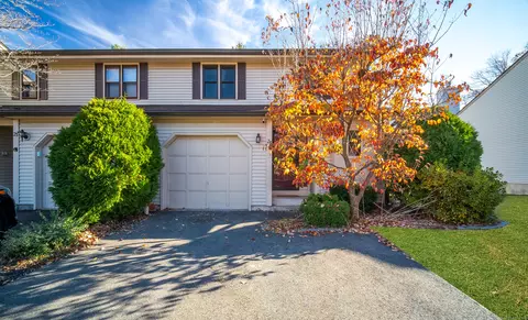 25 Potter Xing #25, Wethersfield, CT 06109