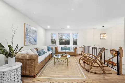 47 Evergreen Ln, Montville, CT 06370