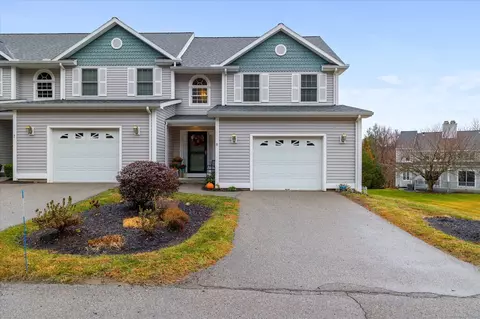 297 Sabin St #8, Putnam, CT 06260