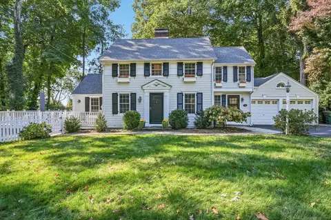 30 Hillcrest Ave, Darien, CT 06820