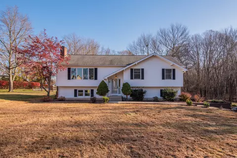 58 Bantle Rd, East Hartford, CT 06118
