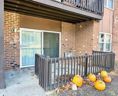 75 Balance Rock Rd #4, Seymour, CT 06483
