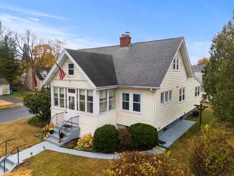 37 Wellington St, New Britain, CT 06053