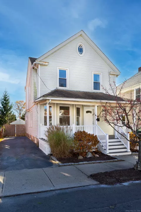 42 Jones St, West Haven, CT 06516