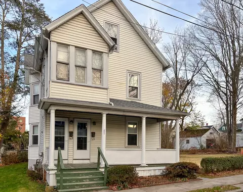 87 Woodward Ave, Middletown, CT 06457