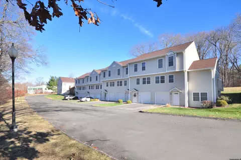 63 Marjorie Ln #63, Manchester, CT 06042