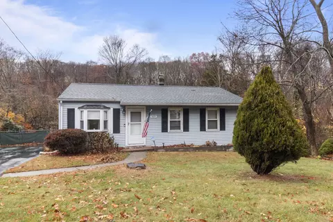 509 Foxon Rd, East Haven, CT 06513