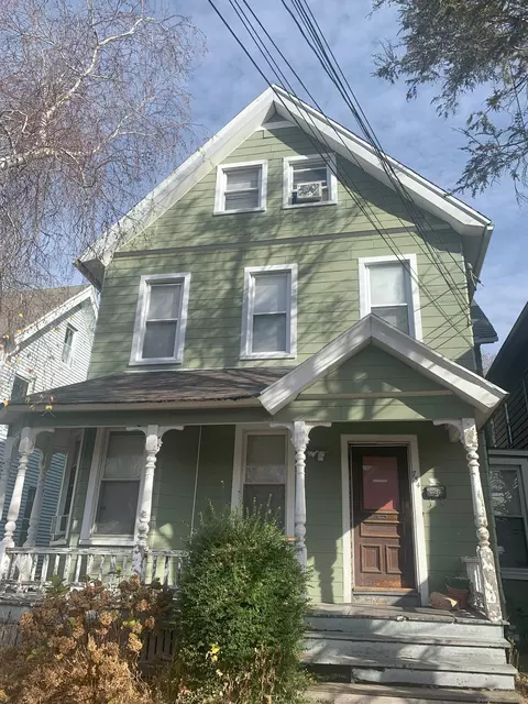 734 Howard Ave, Bridgeport, CT 06605