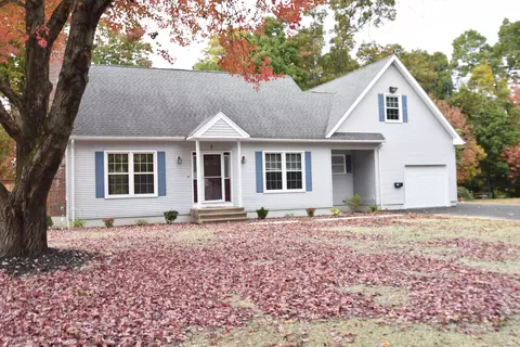 3 Westview Ter, Ellington, CT 06029