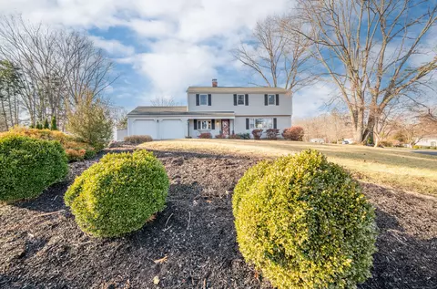 1 Hillcrest Rd, Bethel, CT 06801