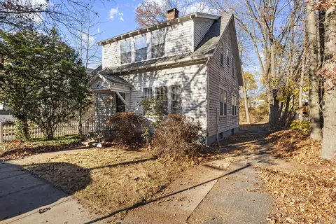 33 Russell St, Hamden, CT 06517