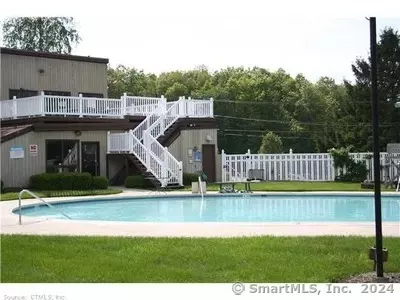26 Balance Rock Rd #6, Seymour, CT 06483