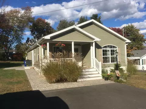 8 Eastview Rd, Southington, CT 06489