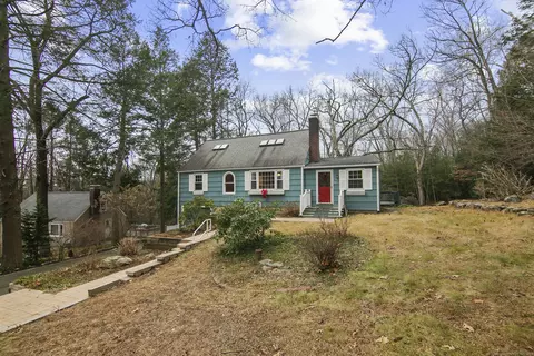 40 Bristol Dr, Canton, CT 06019