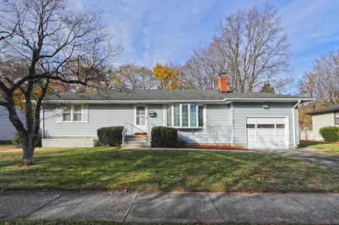175 White Dr, Hamden, CT 06514