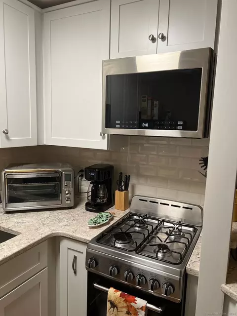 126 Biruta St #B5, New Britain, CT 06053
