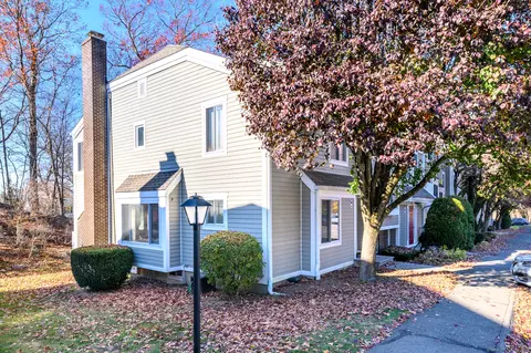 71 Aiken St #Q1, Norwalk, CT 06851